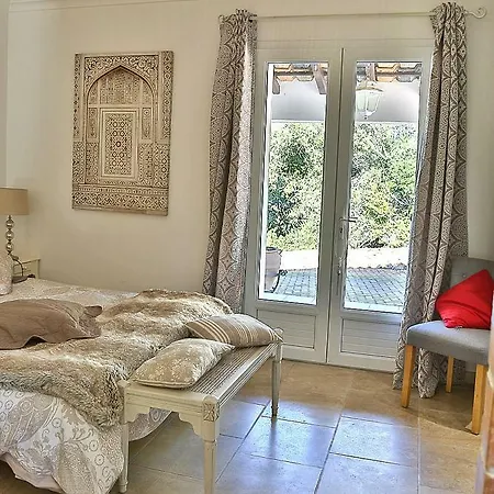 Elisa Villa Figari (Corsica)